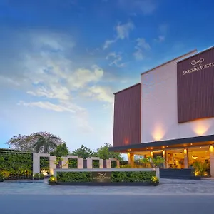 Royale Sarovar Portico Agra 4* Agra (Uttar Pradesh)